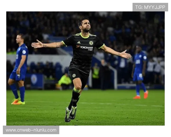 法布雷加斯编写青少年足球教材助力未来球星培养获广泛赞誉